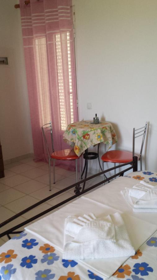 Eva Apartment Svoronata